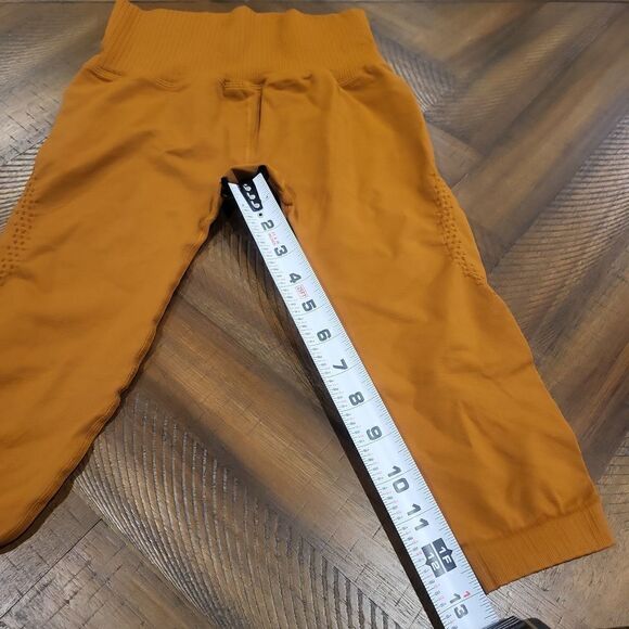 Free People Good Karma Crop Leggings Copper Color - Picture 3 of 5